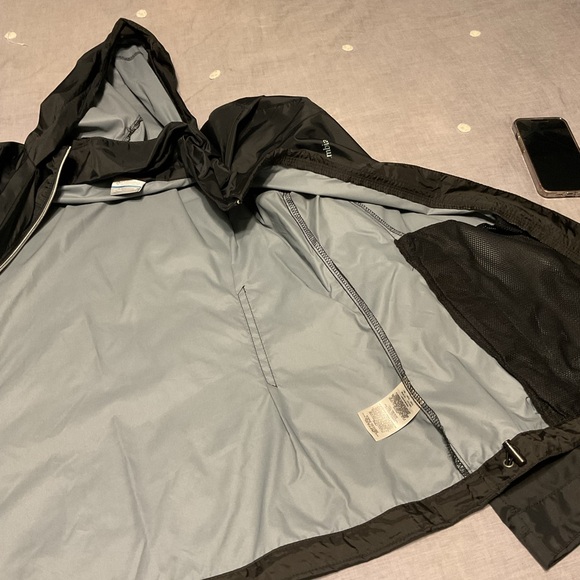 Columbia - Picture 2 of 3